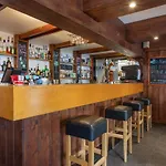 Otel Le Refuge 2*