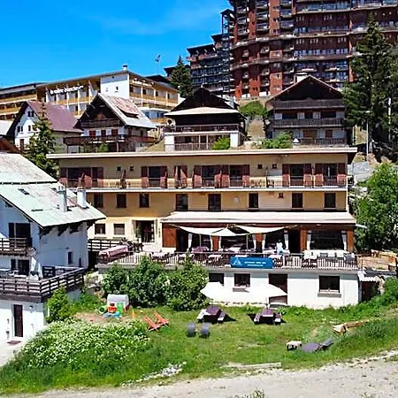 Le Refuge Hotel 2*